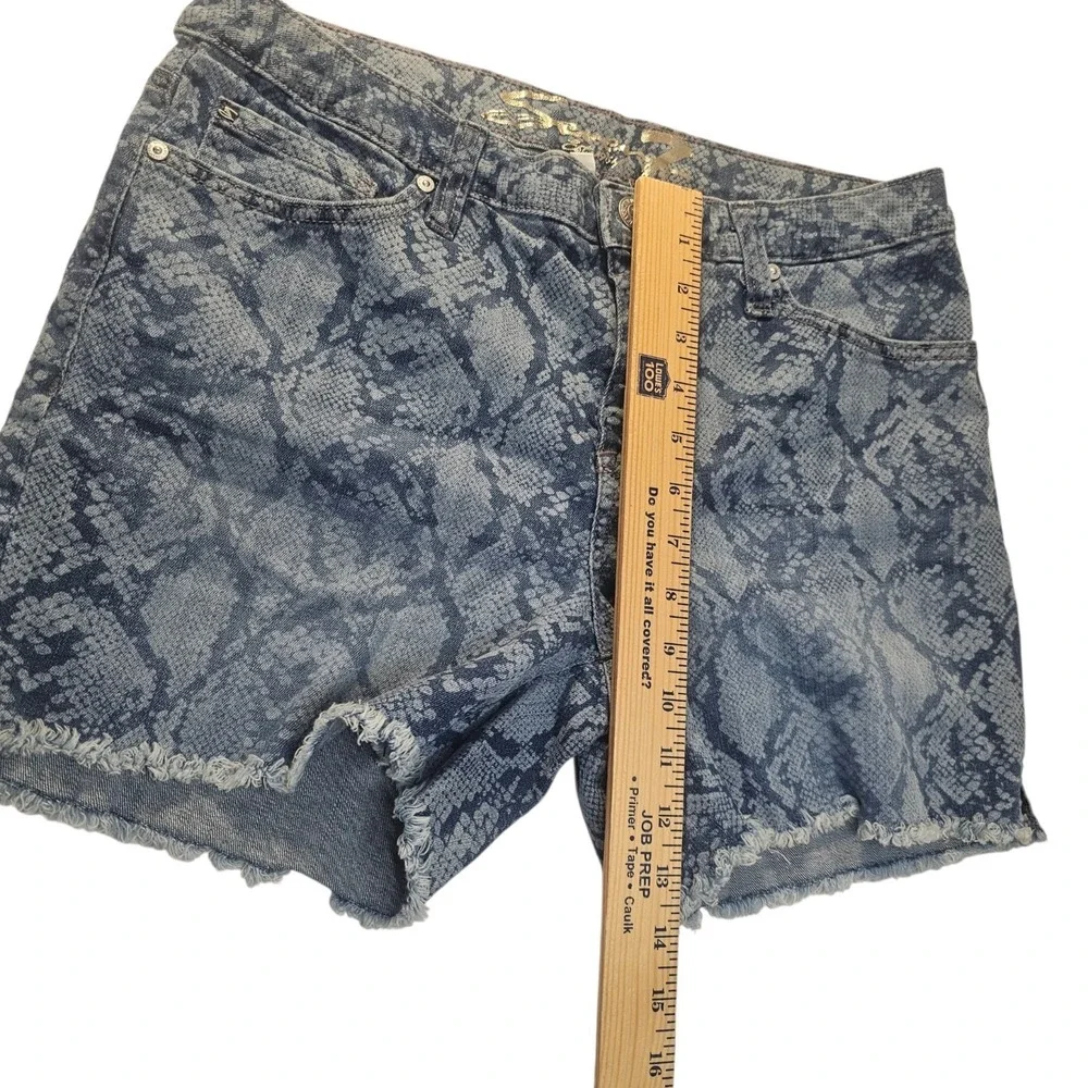 Seven7 Snakeprint Cut-Off Denim‎ Shorts Fray Raw Hem Stretch Casual Blue Size 8